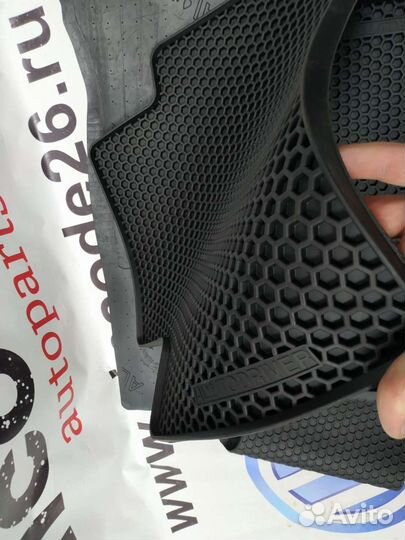 Коврики в салон резиновые евроборт соты LADA Vesta