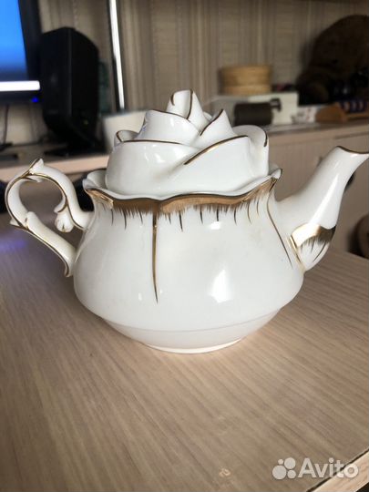 Заварочный чайник с чашкой