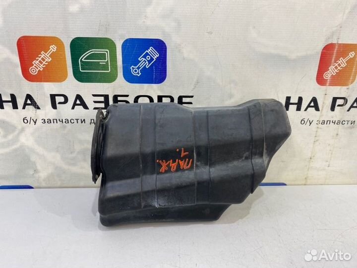 Воздухозаборник Mitsubishi Pajero V32 6G72 1992