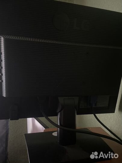 Монитор LG Flatron L1719S