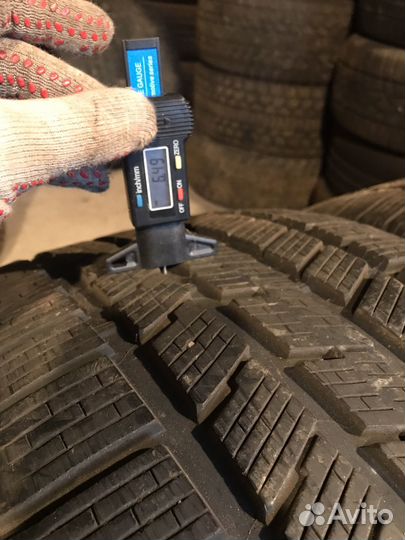 Pirelli Scorpion Ice&Snow 295/35 R21