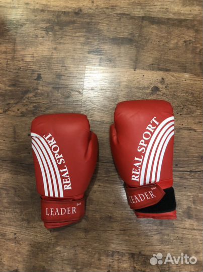 Боксерские перчатки leader real sport 8oz