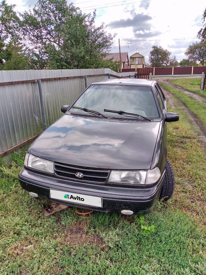 Hyundai Excel
