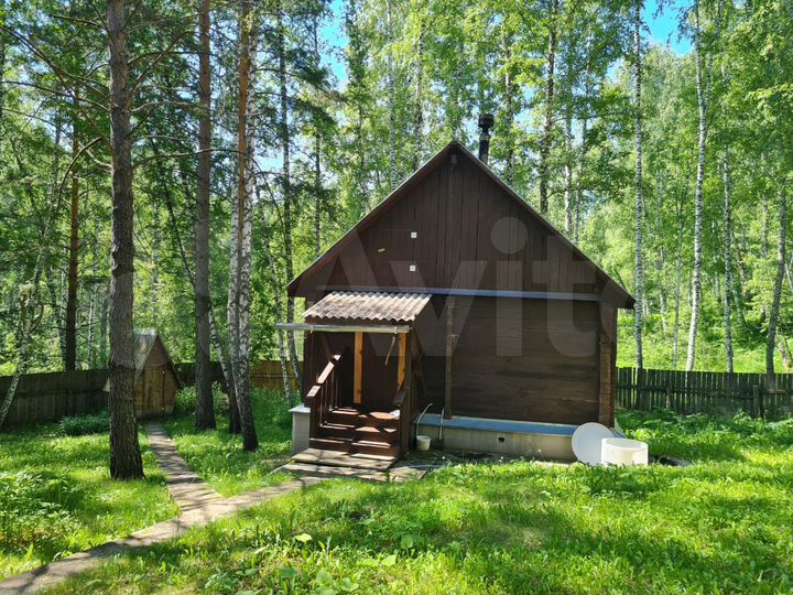 Дача 450 м² на участке 2 га
