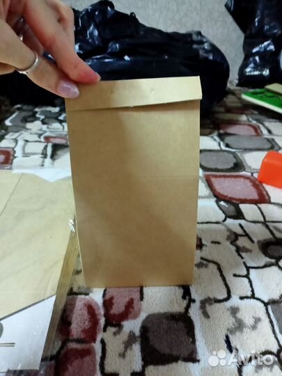 Подарочная коробка