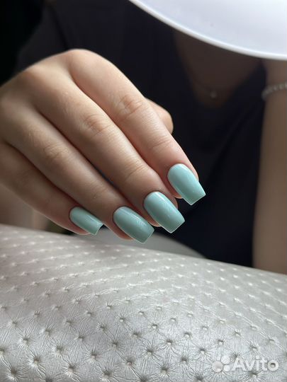 Мастер маникюра, наращивание ногтей