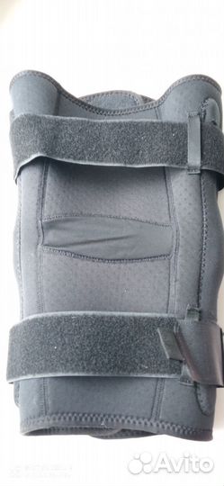 Наколенник ортопедический