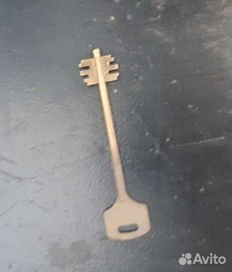 Сейф для денег и документов домашний