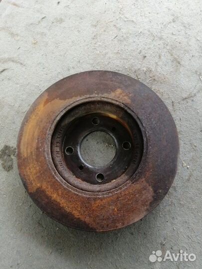 Тормозной диск передний Mitsubishi Colt Z21