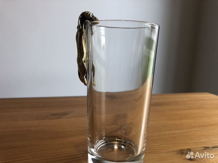 Фигурка. Статуэтка. Такса на стакане. бронза