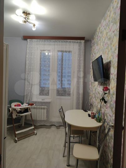 2-к. квартира, 53,3 м², 13/17 эт.