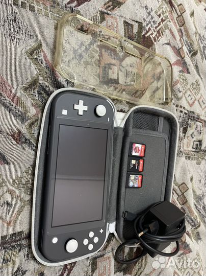 Nintendo switch lite