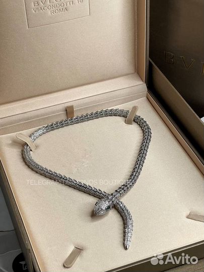 Bvlgari serpenti колье белое золото 750