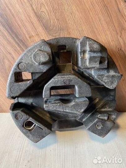 Ящик под инстумент Ford Focus