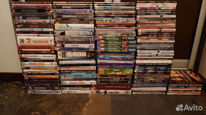 2335 DVD с фильмами, сериалами, музыкой,мультиками