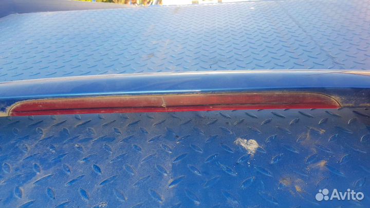 Спойлер на крышку багажника Volkswagen Touareg