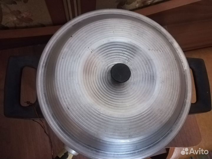 Алюминиевая кастрюля для кипячения молока СССР