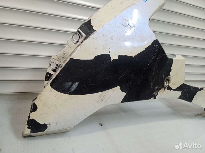 Yamaha R1 2004-2006. Плуг левый