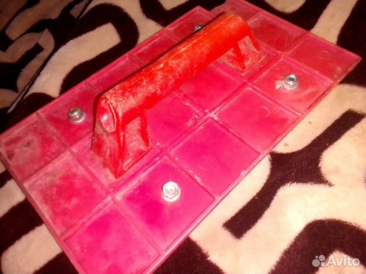 Щётка для стены