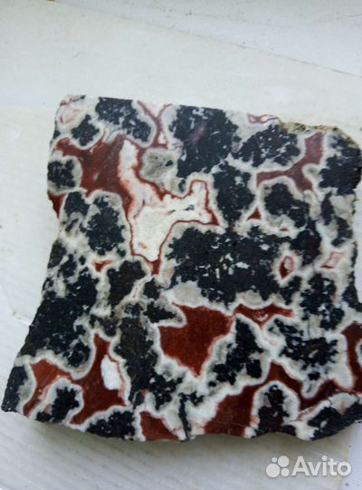 Минерал Ензорит