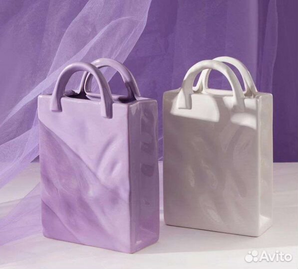 Декоративная ваза 