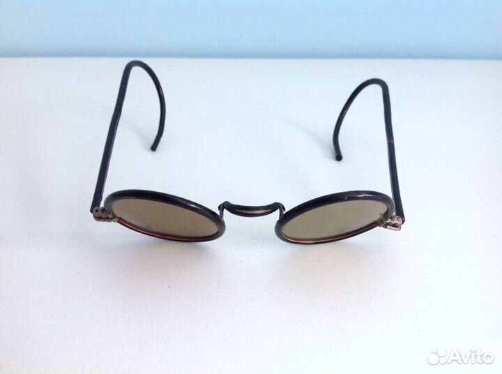 Старинные очки