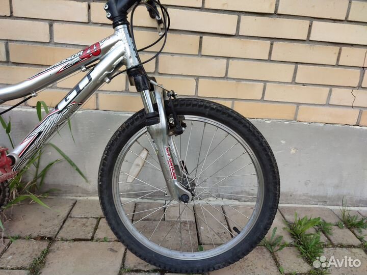 Велосипед горный GT Aggressor 20 подростковый