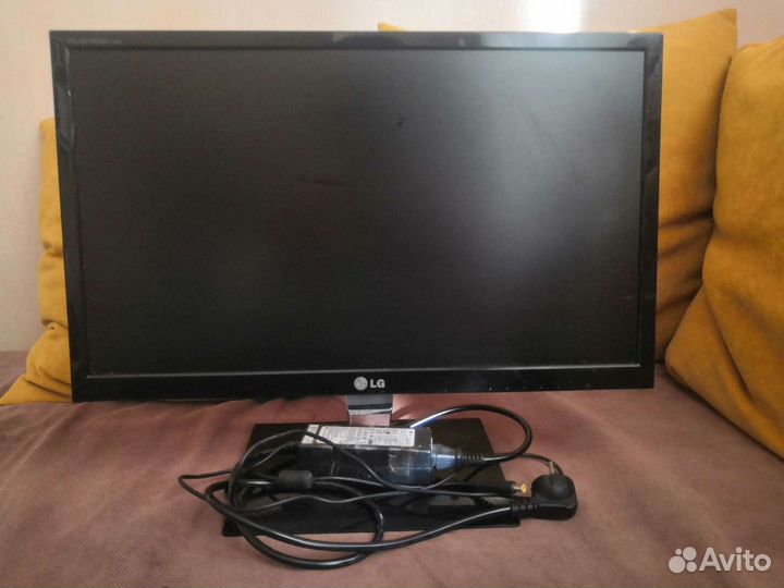 Монитор LG flatron 22