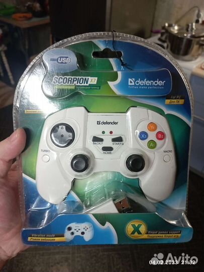 Геймпад беспроводной с вибро, новый