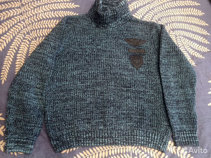Продам тёплый качественный свитер