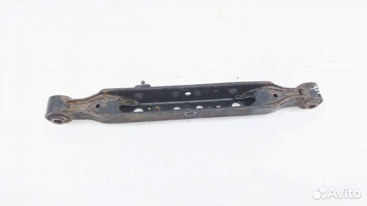 Рычаг поперечный задний правый Nissan X-Trail T32