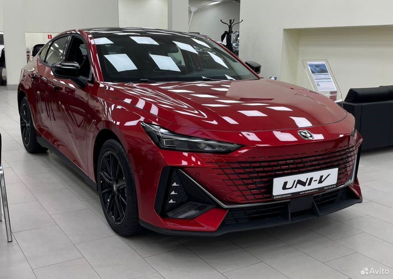 Changan UNI-V 2.0 AT, 2026
