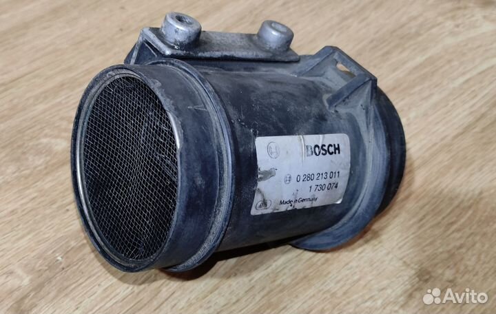 Датчик расхода воздуха bosch BMW 5 E34