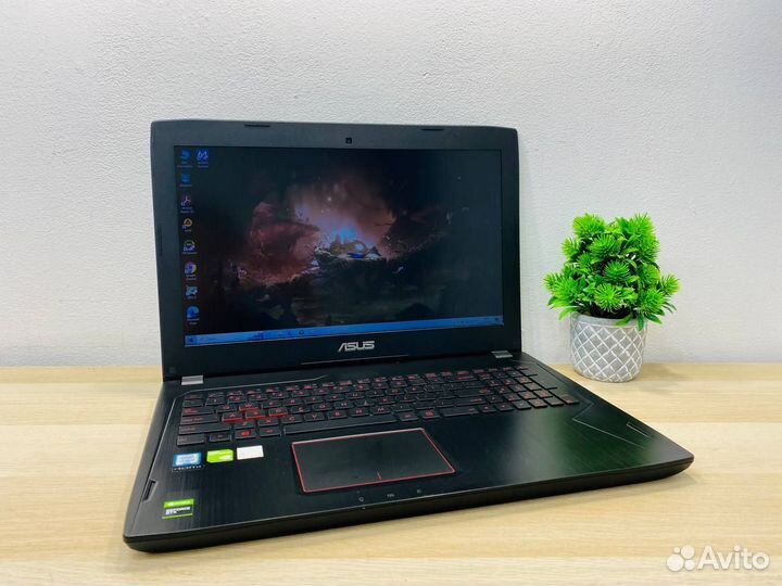 15.6 Игровой ноутбук Asus i7 GTX 1060 SSD Ram 16GB