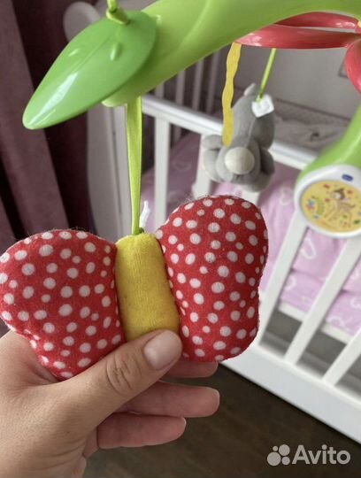 Мобиль на кроватку chicco bambi