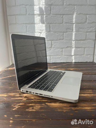 Apple MacBook Pro 13 Late 2011 4гб/240гб/i5