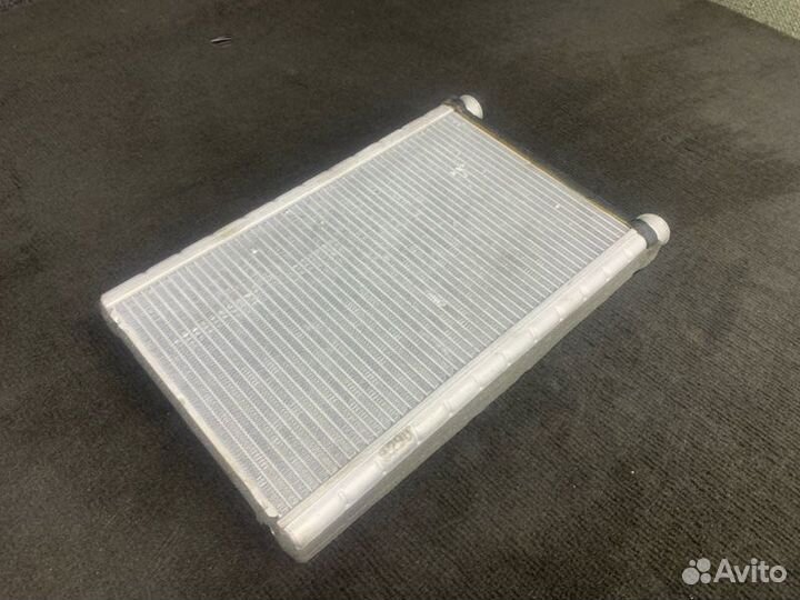 Радиатор печки Bmw 3 E90 N46B20 2009