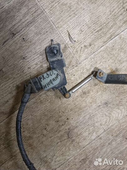 Датчик положения кузова Infiniti fx50 s51