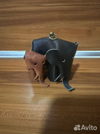 Кожаные сувениры