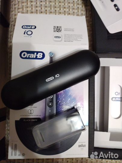 Футляр для зубной щетки Oral-B iO