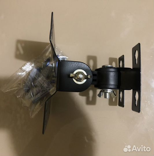 Кронштейн для тв наклонно-поворотный