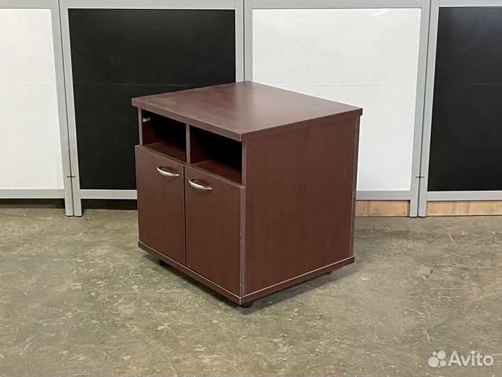 Тумба на колесиках (60х52х51см), бу
