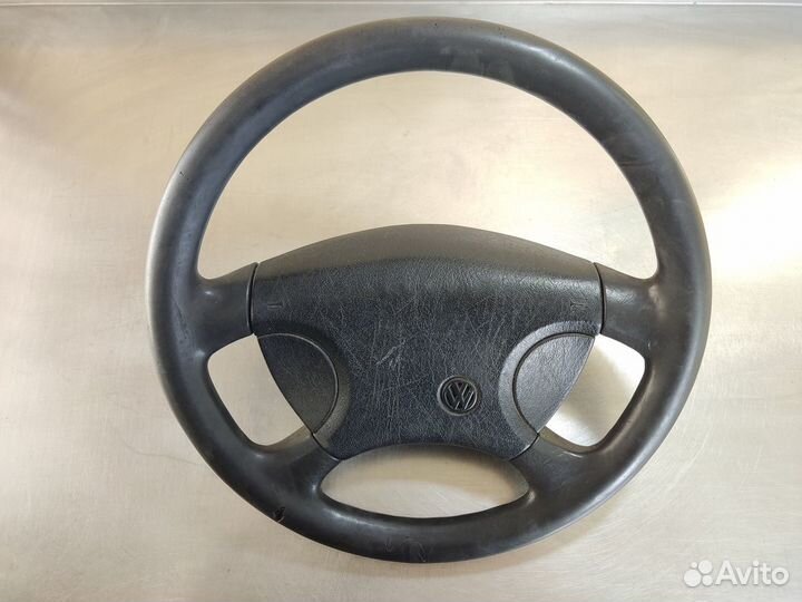 Рулевое колесо Volkswagen Golf 3