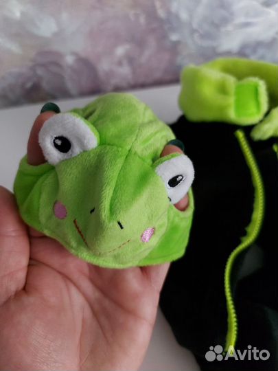 Зимний комбинезон и шапочка