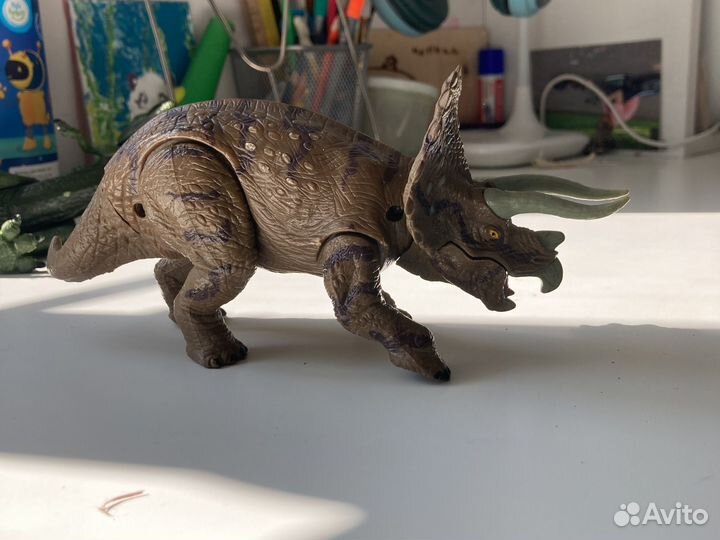Игрушки динозавры