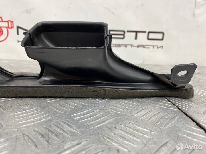 Б/У воздуховод отопителя Audi A6 С5 ALF 2.4 1998