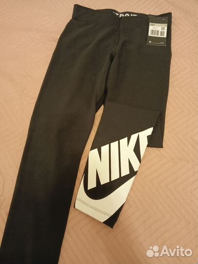 Тайтсы nike, леггинсы новые найк женские