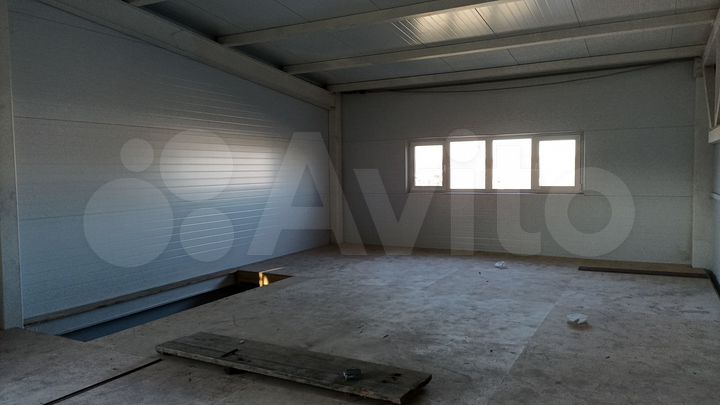 Склад, 700 м²