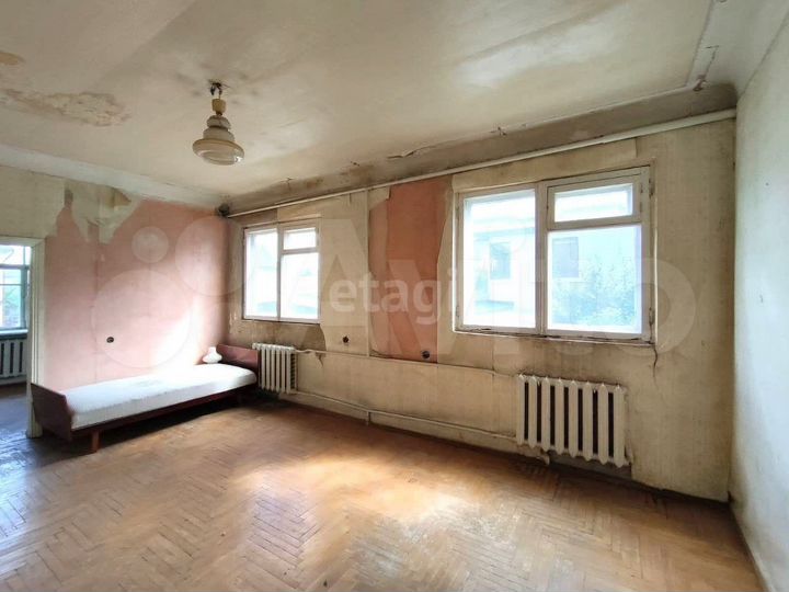 Дом 203,6 м² на участке 6,8 сот.