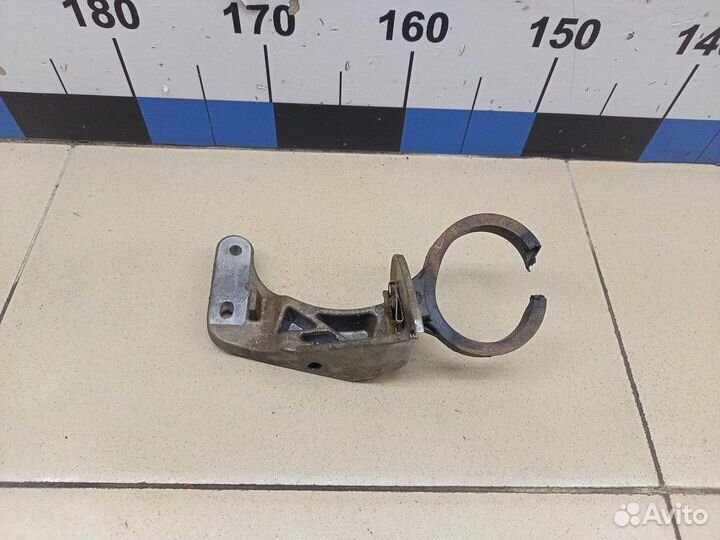 Кронштейн (сопут. товар) Duster II 2021